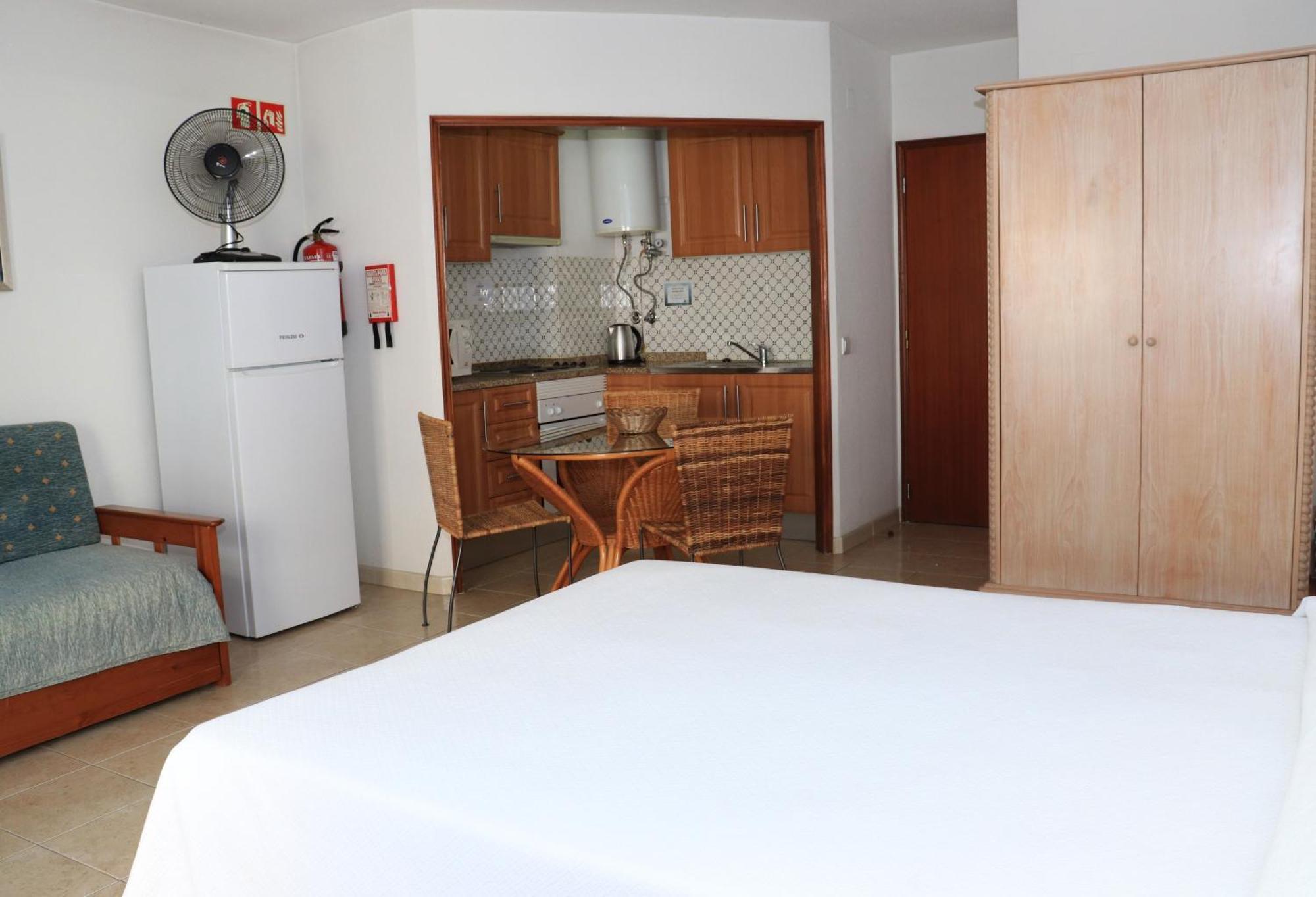 Paula Bela By Garvetur Apartment Quarteira Bagian luar foto